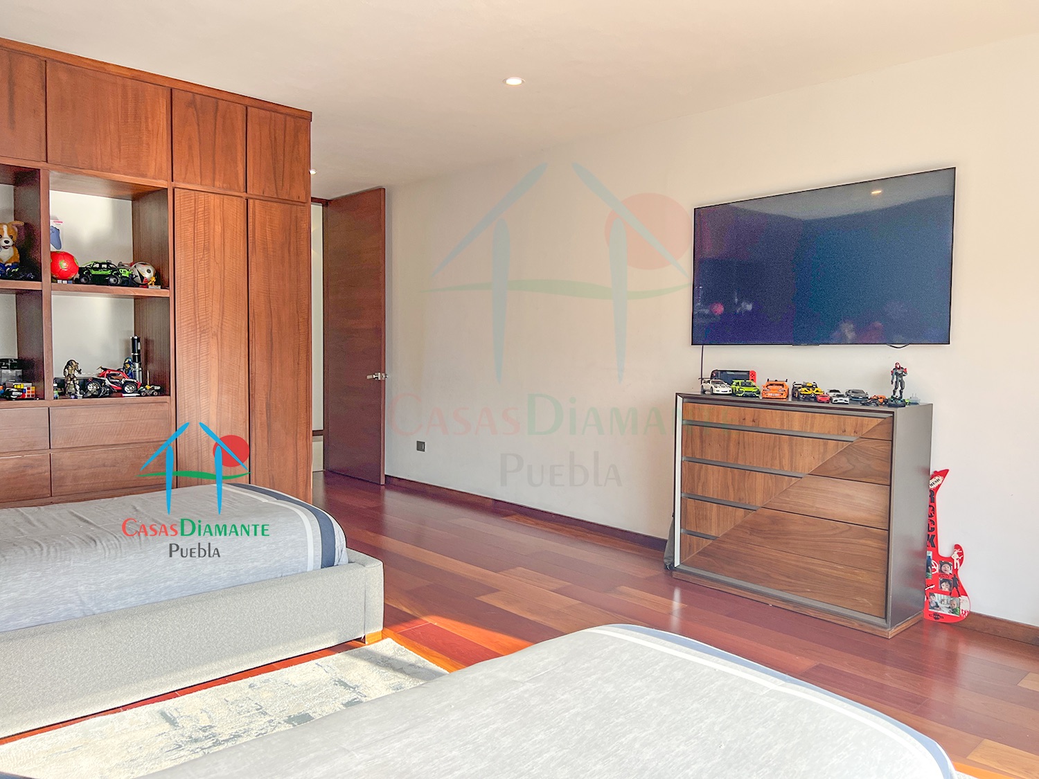 Cluster 777 Casa Martina - Recámara uno 5